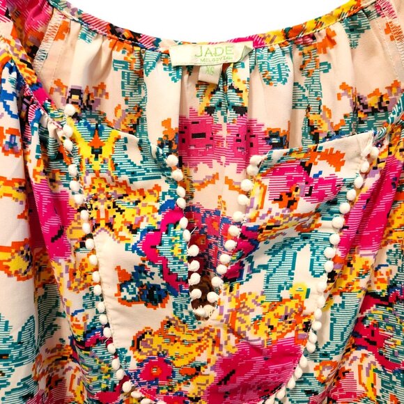 Jade Women's Bold Floral Pullover Top Crochet Accents Size XS - Picture 3 of 9